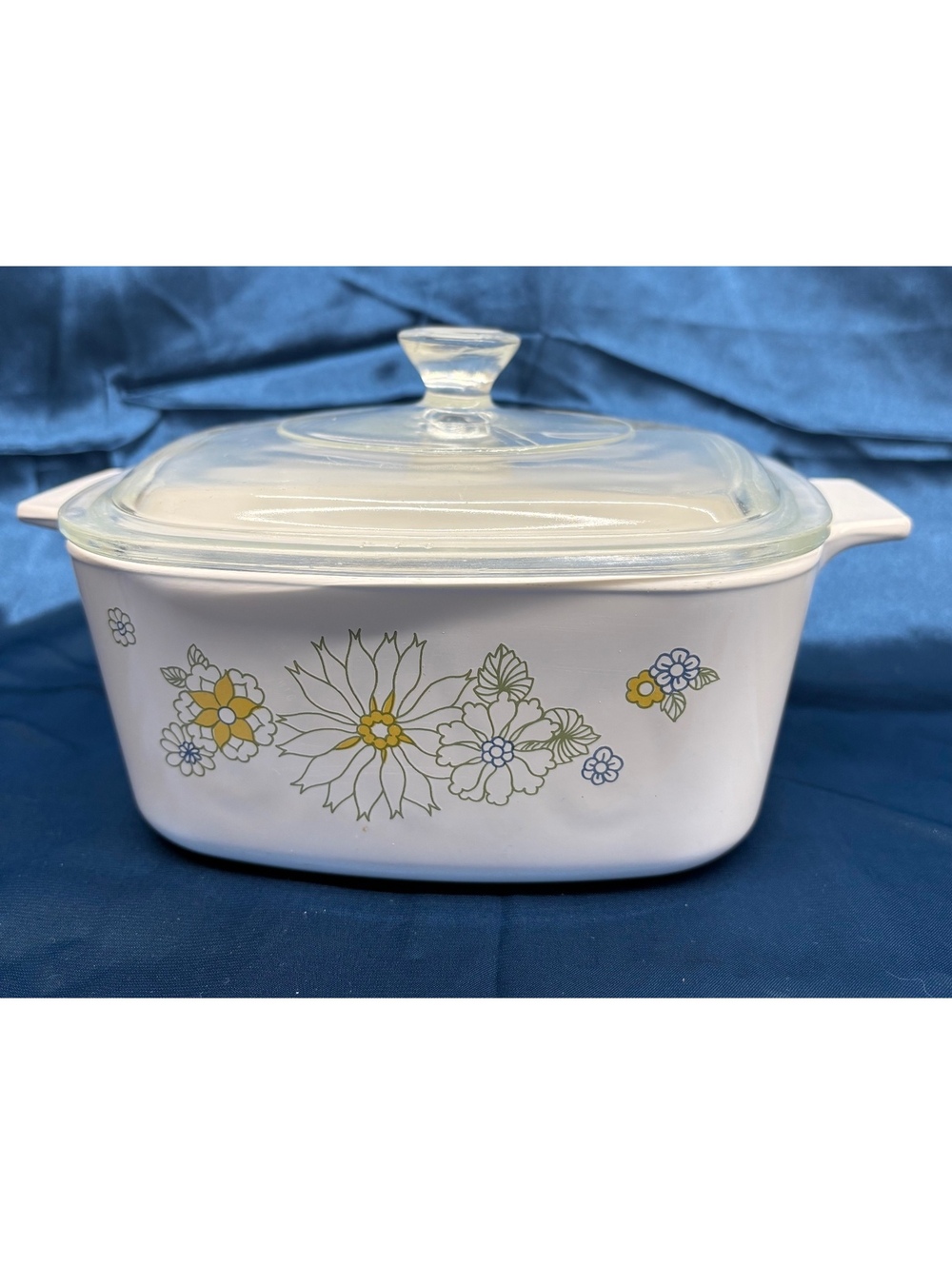 Vintage CorningWare Yellow Daisy A-1 1/2-B Casserole Dish With Pyrex P-7-C Lid